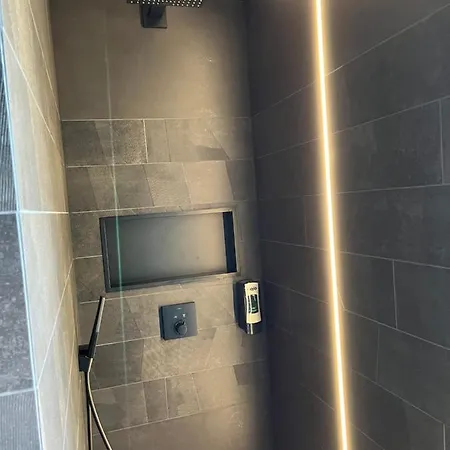 فيلة La Cosy اسباليون