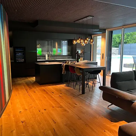 La Cosy Villa *
